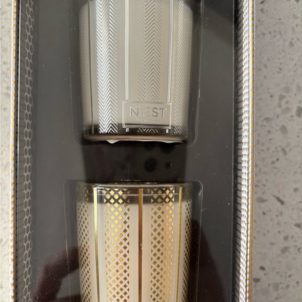 NEST Fragrances Gold and White Candle Trio - Picture 3 of 4